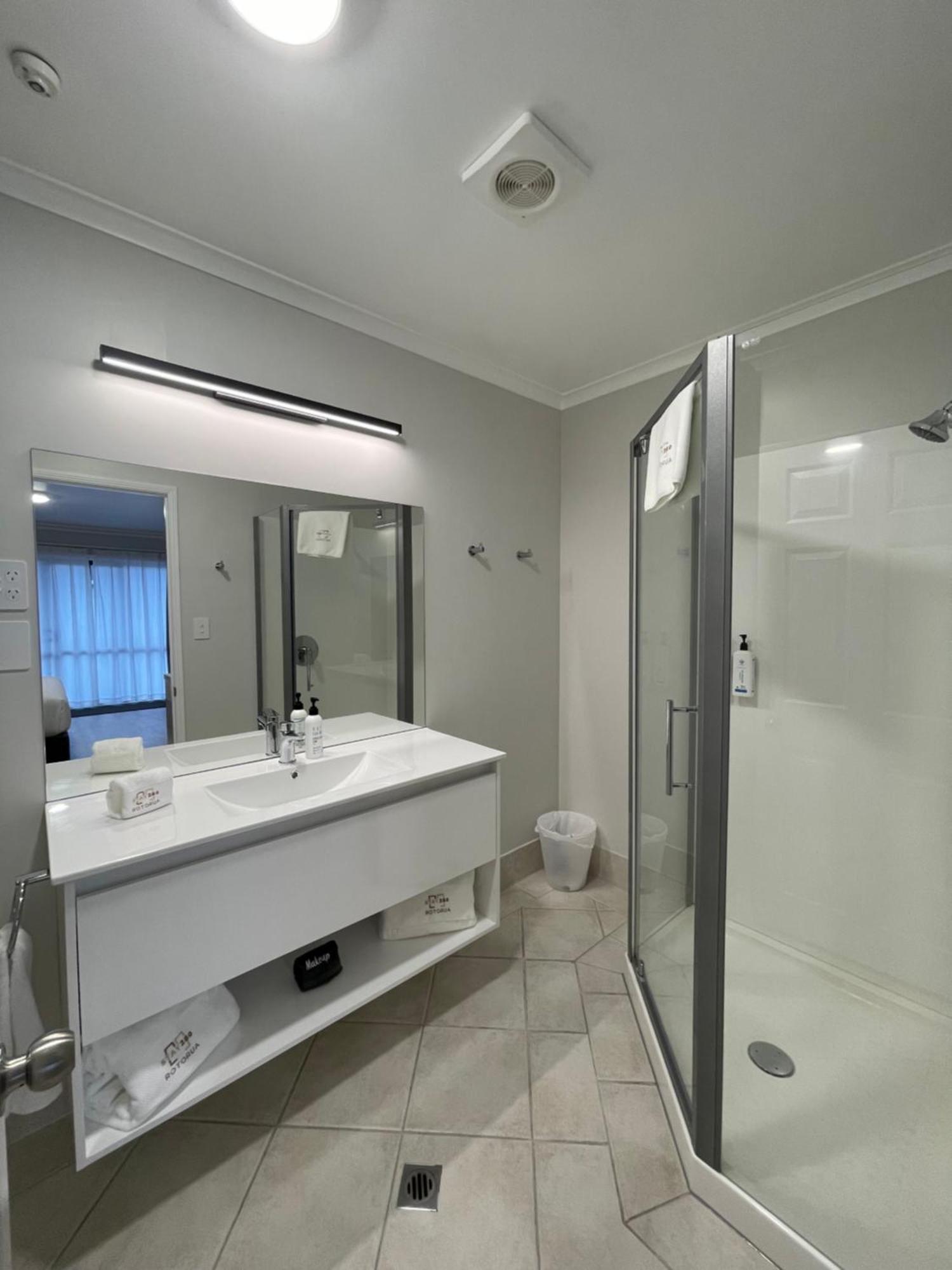 Stay 284 Rotorua - Refurbished Modern Accommodation الغرفة الصورة