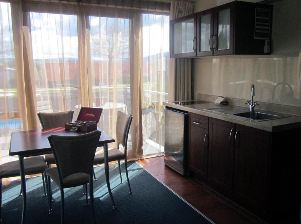 Stay 284 Rotorua - Refurbished Modern Accommodation المظهر الخارجي الصورة