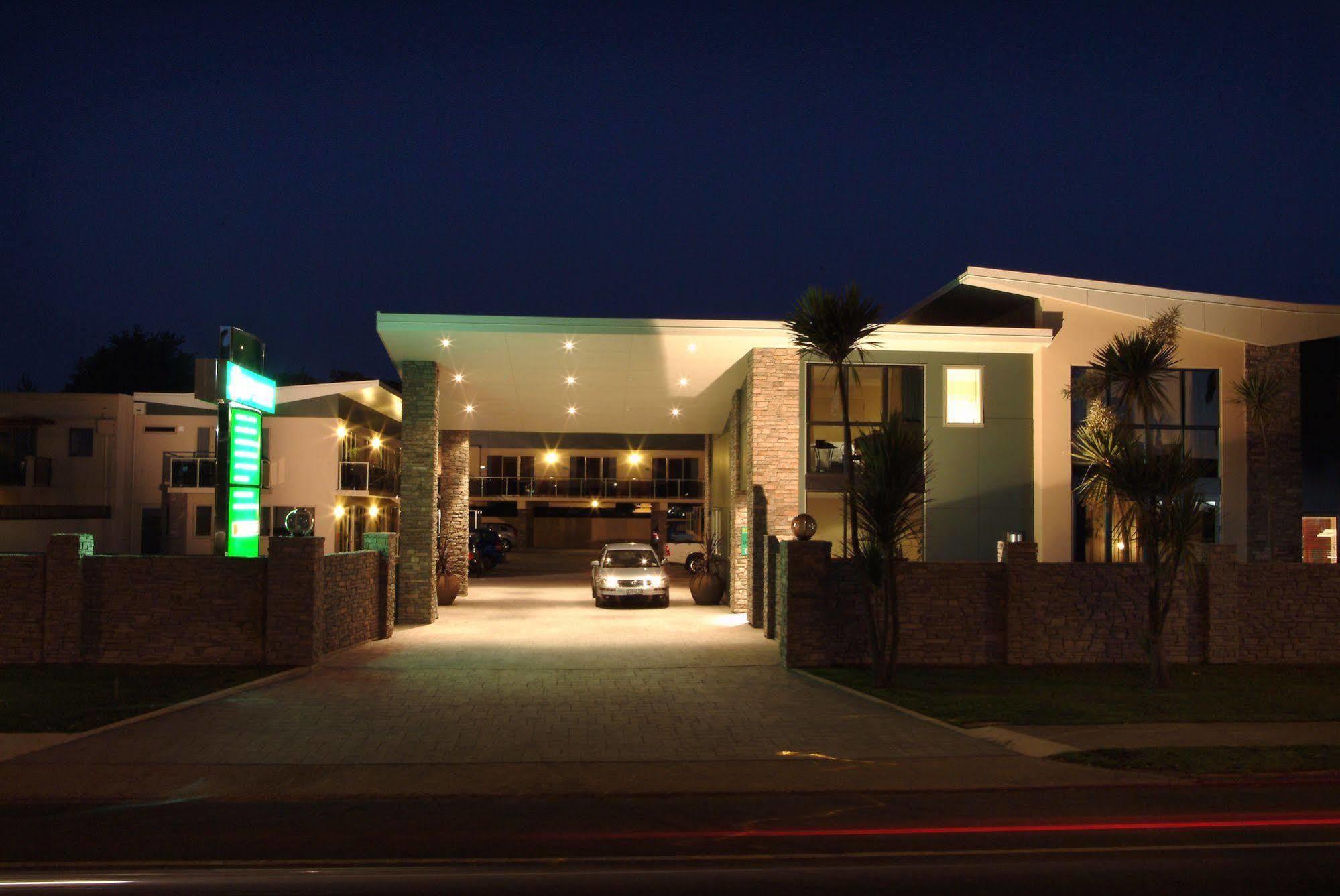 Stay 284 Rotorua - Refurbished Modern Accommodation المظهر الخارجي الصورة
